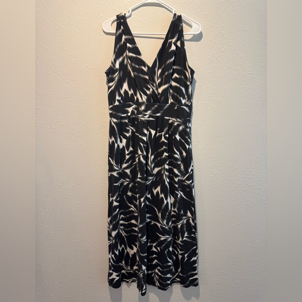 Garnet Hill Black and White Sleeveless Maxi Dress | 12